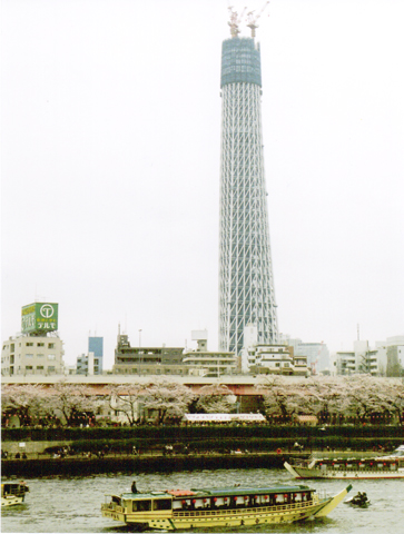 中金丸とスカイツリー338ｍ　2010.4.4